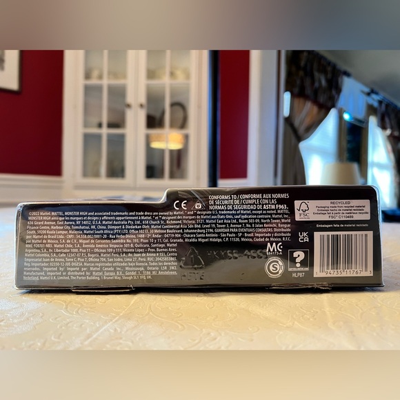 Monster High Creepover Party Doll - Twyla - Picture 2 of 10